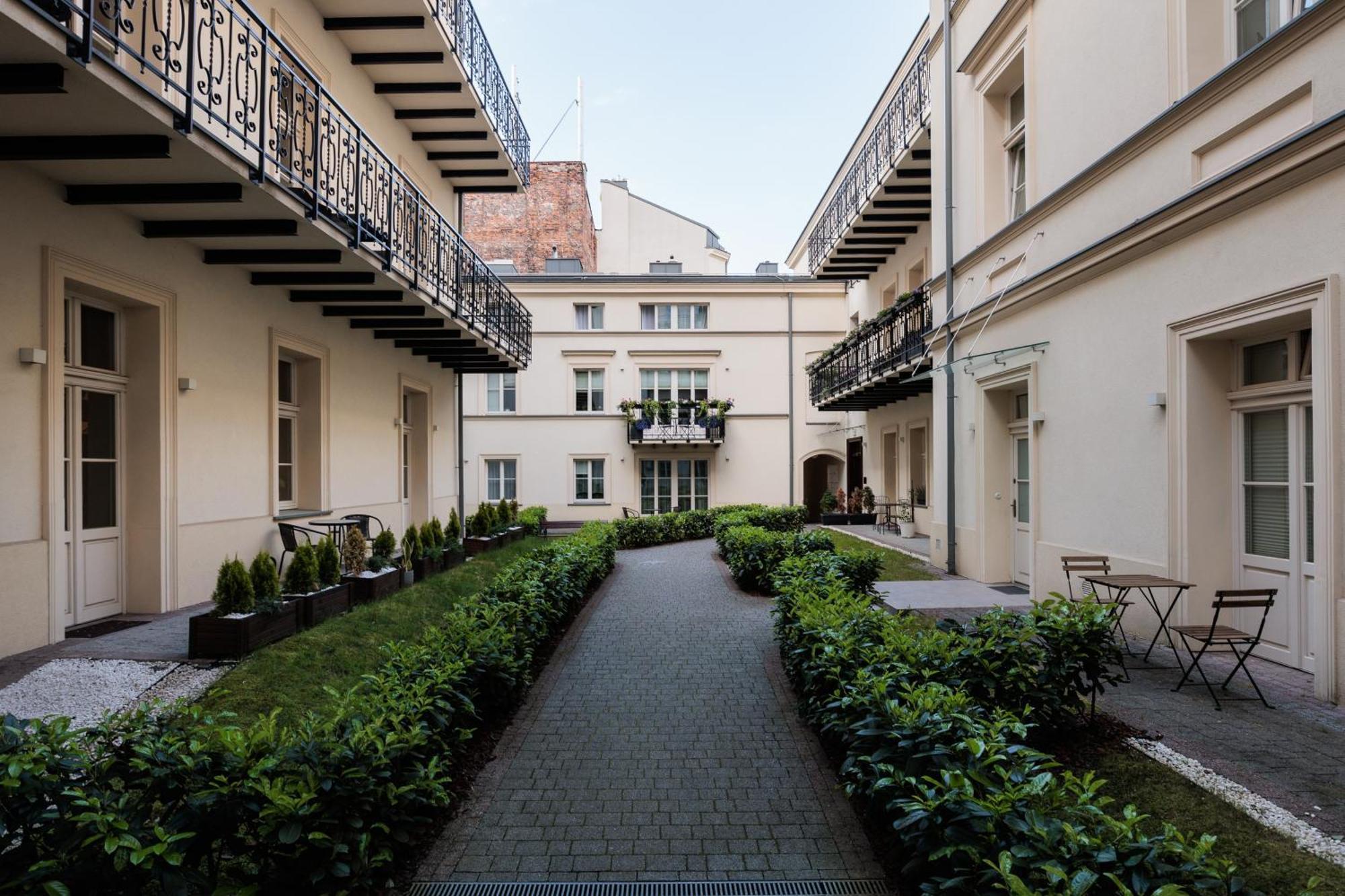 Atrium - Old Town Luxury Apartments - By Upstairs, Krakow